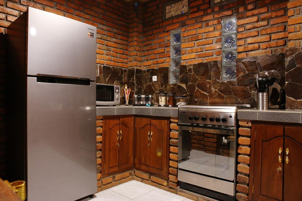 Villa Bantes Mps Kubutambahan  Luaran gambar